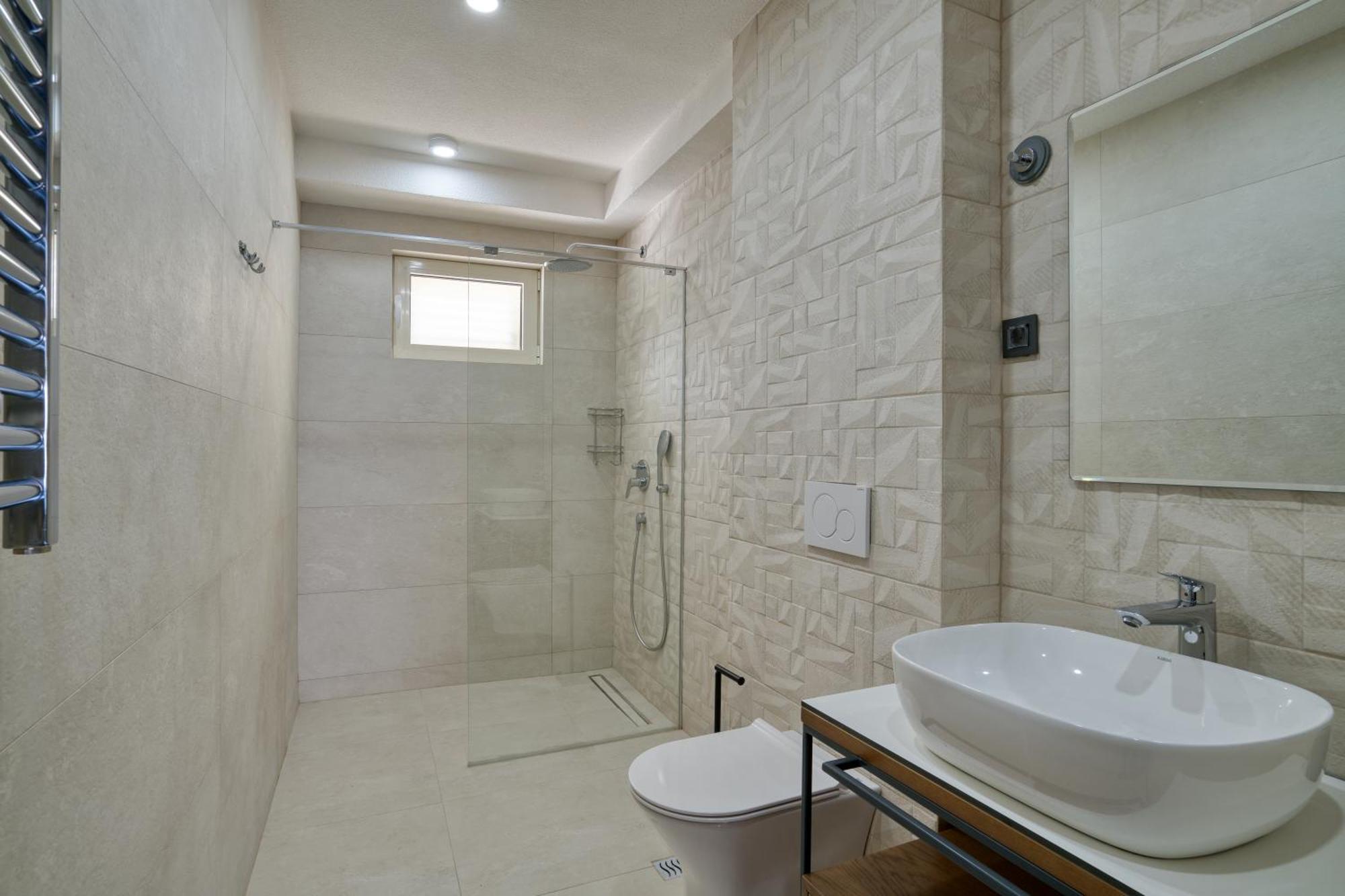Luxurious 3-Bedroom Apartment By Mn Property Kotor Exterior photo